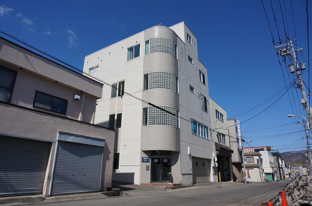 Otaru Ekimae Guest House Ito Buitenkant foto